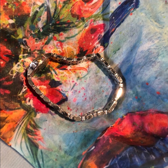 Invicta Women's Watch - Picture 4 of 5